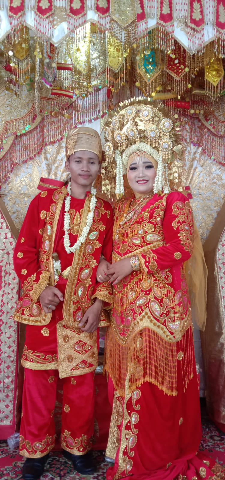 Pengantin Adat Padang